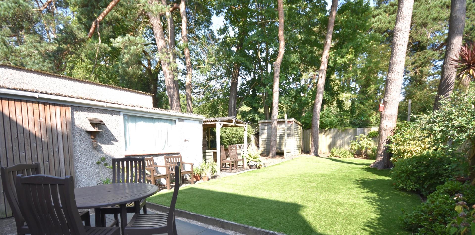 Mayals Avenue, Blackpill, Swansea, SA3 5DE